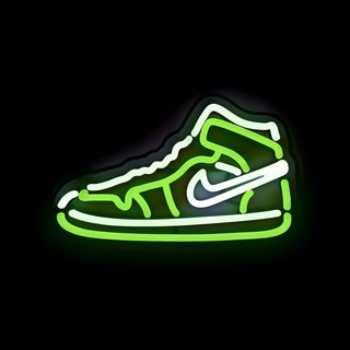 NEON 👟 Sneakers Drop